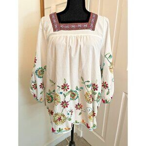 Caleoos XL woman's Blouse White Floral Embroidered Peasant Boho Oversized top